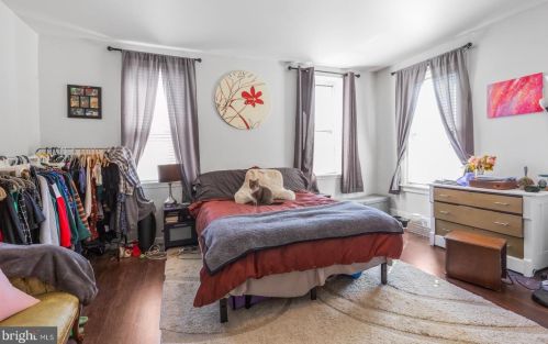 1138 19 St, Philadelphia PA  19146-2936 exterior