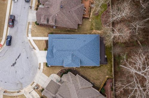 2390 Hickory Station Cir, Lithonia, GA 30078-6195