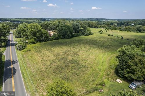 5301 Woodbine Rd, Woodbine, MD 21797-9602