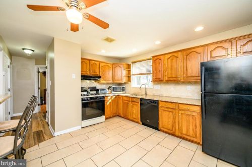 5 Petty Rdg Rd, Trenton NJ 08620-2419 exterior