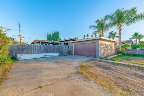 9950 Parkinson Ave, Whittier, CA 90605-3051