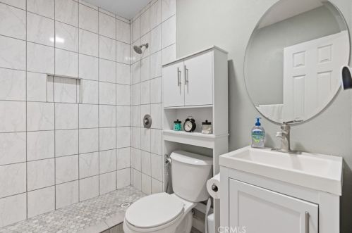 1333 Amberwick Ln, Anaheim CA  92804-5425 exterior