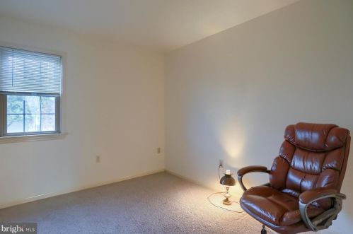 1531 Jefferson Ct, Lancaster PA  17602-1253 exterior