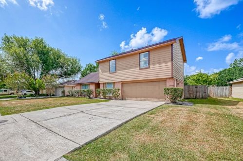 410 Fair Oak Dr, Stafford, TX 77477-5623