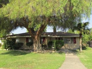 2521 Channing Way, Fresno, CA 93705-4411