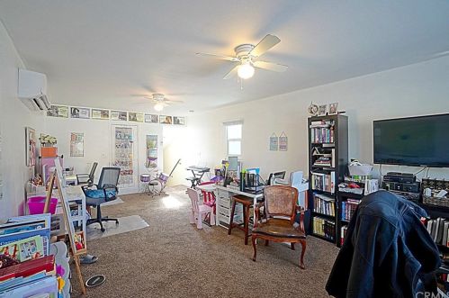 4436 Edgewood Pl, Riverside CA  92506-1077 exterior