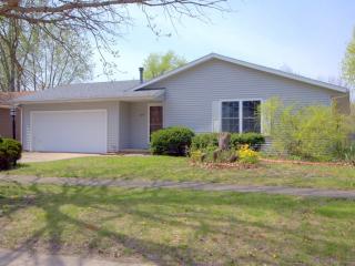 2317 Hackberry Ct, Champaign, IL 61821-6217