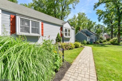 2442 Allwood Rd, Scotch Plains, NJ 07076-4502