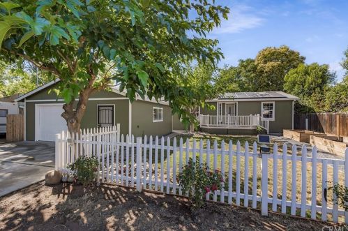 862 5th Ave, Chico, CA 95926-2764