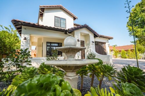 2335 Santa Ana St, Palo Alto, CA 94303-3141