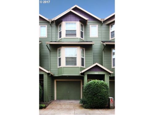 7898 Pickleweed Ln, Portland, OR 97224-8156