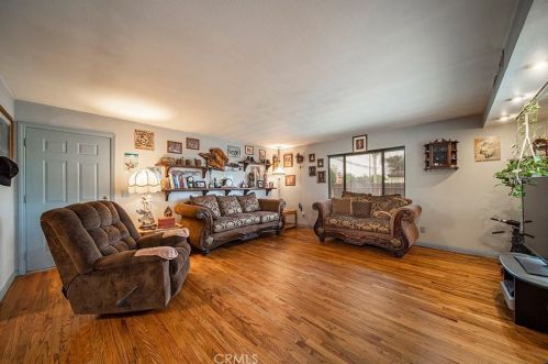 628 East St, Anaheim CA  92805-2131 exterior