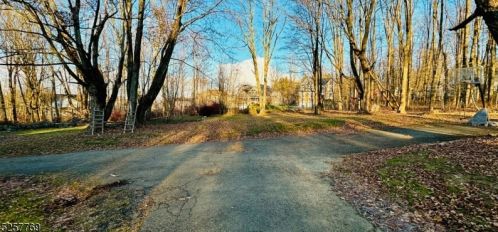 1 Flanders Rd, Mount Olive, NJ 07828-3505