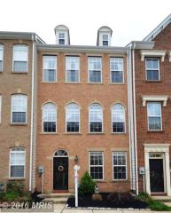 7041 Little Thames Dr, Gainesville, VA 20155-4010