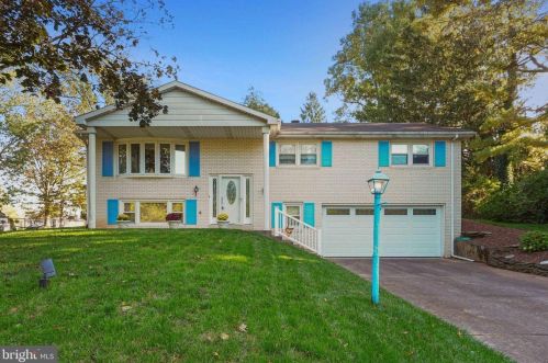 1941 Derry Rd, York, PA 17408-4209