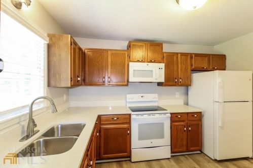 191 Cowan Rd, Conyers GA  30094-4101 exterior
