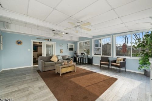 105 Carter Ter, Hackettstown NJ  07840-1002 exterior