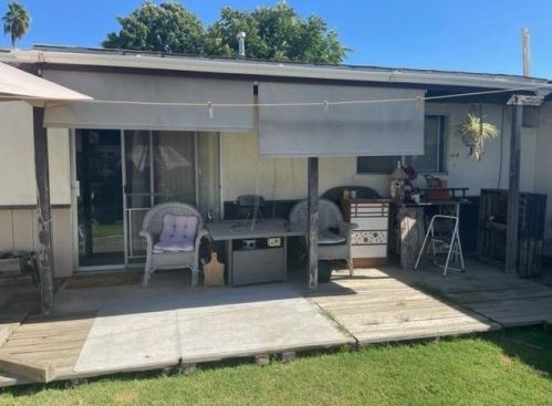 211 3rd St, Ripon, CA 95366-2719