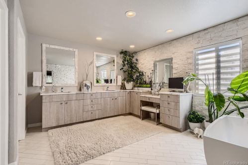 11935 Horseshoe Ln, Parker, CO 80138-6235