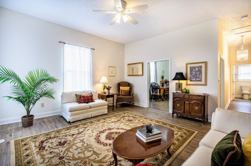 206 Vine St, Lagrange, GA 30241-3347