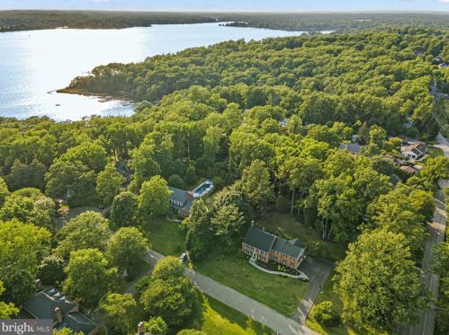 102 Bellehahn Ct, Severna Park MD  21146-4804 exterior