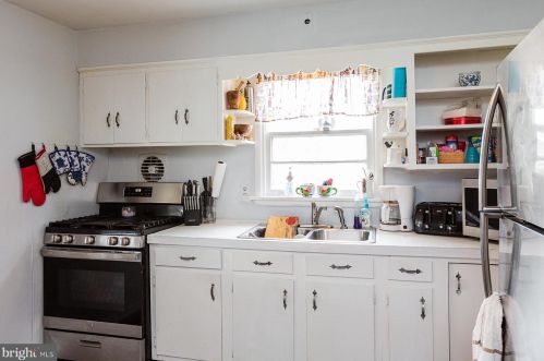 924 Rolridge Ave, Lancaster PA  17603-5739 exterior