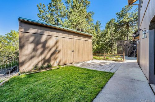 8147 Summit Dr, Morrison CO 80465-2452 exterior