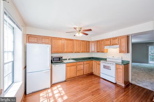 10640 High Beam Ct, Columbia MD  21044-3621 exterior