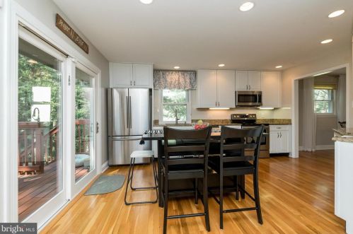 185 Berrywood Dr, Severna Park MD 21146-2030 exterior