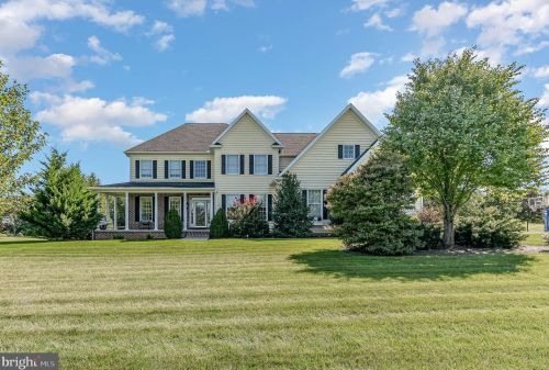 37 Mccoy Ln, Carlisle, PA 17015-7507