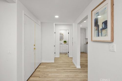 10272 Shadyridge Dr, Santa Ana CA  92705-1567 exterior