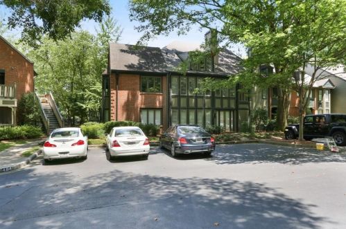 488 Ansley Walk Ter, Atlanta GA  30309-2758 exterior