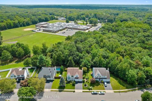 40 Emily Dr, Old Bridge, NJ 08857-3809