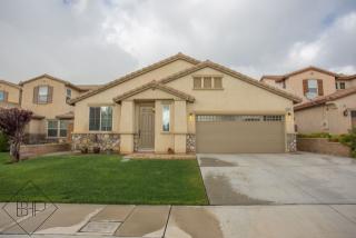 7404 Peppertree Ln, Fontana, CA 92336-0736
