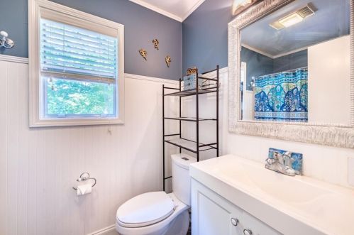 550 Fairway Dr, Big Canoe GA  30143-7946 exterior