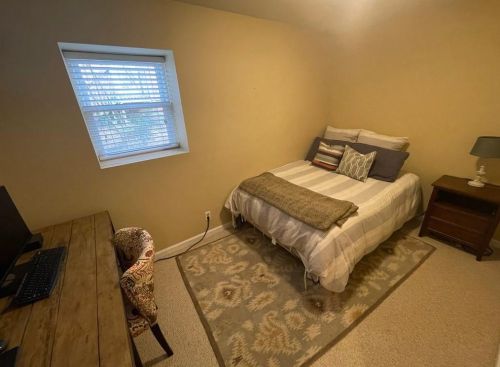 2331 Cortez Way, Atlanta GA  30319-3913 exterior