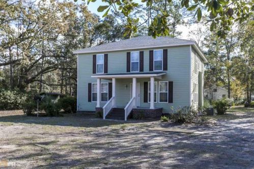 401 4th St, Woodbine, GA 31569-2172