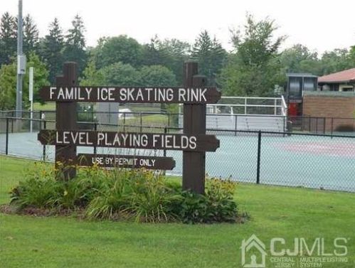 26 Judson St, Edison NJ  08837-2431 exterior