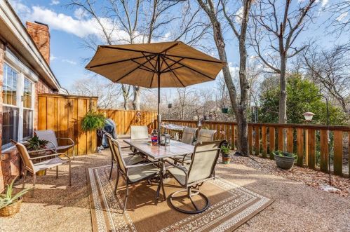 2930 Waterfront Dr, Garland TX  75042-4810 exterior