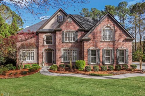 1050 Timberwale Ln, Kennesaw, GA 30152-2837