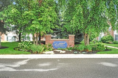 31 Patriots Path, South Bound Brook, NJ 08880-1495