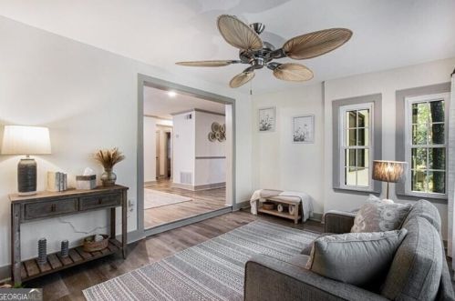 178 Barone Pl, Atlanta GA  30327-1073 exterior