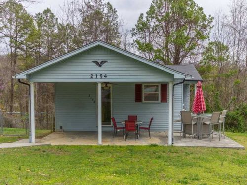 2154 Old Cedar Ln, Talbott, TN 37877-8953