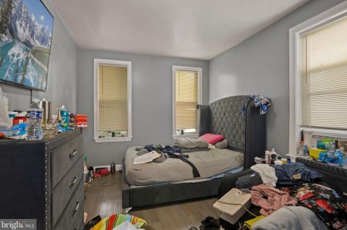 2222 12 St, Philadelphia PA 19147-1832 exterior