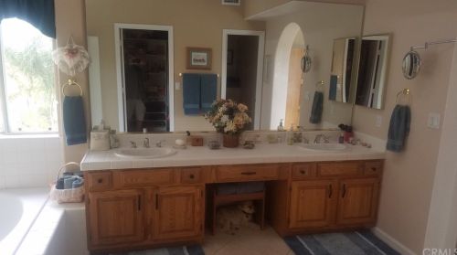 31480 Paseo Goleta, Temecula, CA 92592-6426