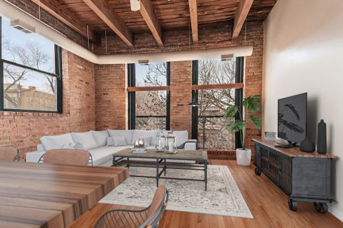 1122 Newport Ave, Chicago, IL 60657-1513