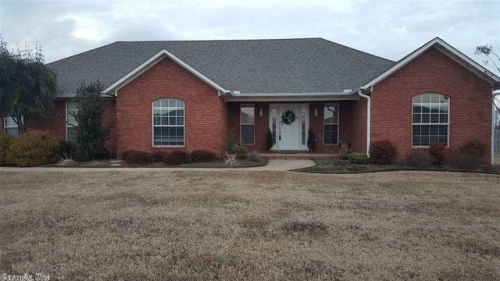 2703 Trowbridge Dr, Paragould, AR 72450-5172