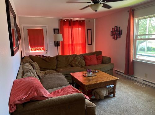 433 Bogardus St, Paxton, IL 60957-1707