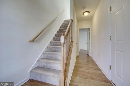 24 Mustang Dr, Hanover PA  17331-3495 exterior