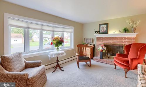 1631 Sunset Ave, Lancaster PA  17601-4355 exterior